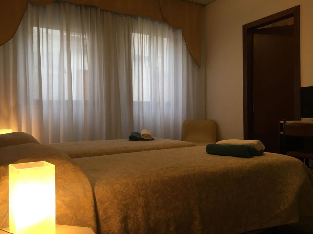 Hotel Centrale Este Exterior photo