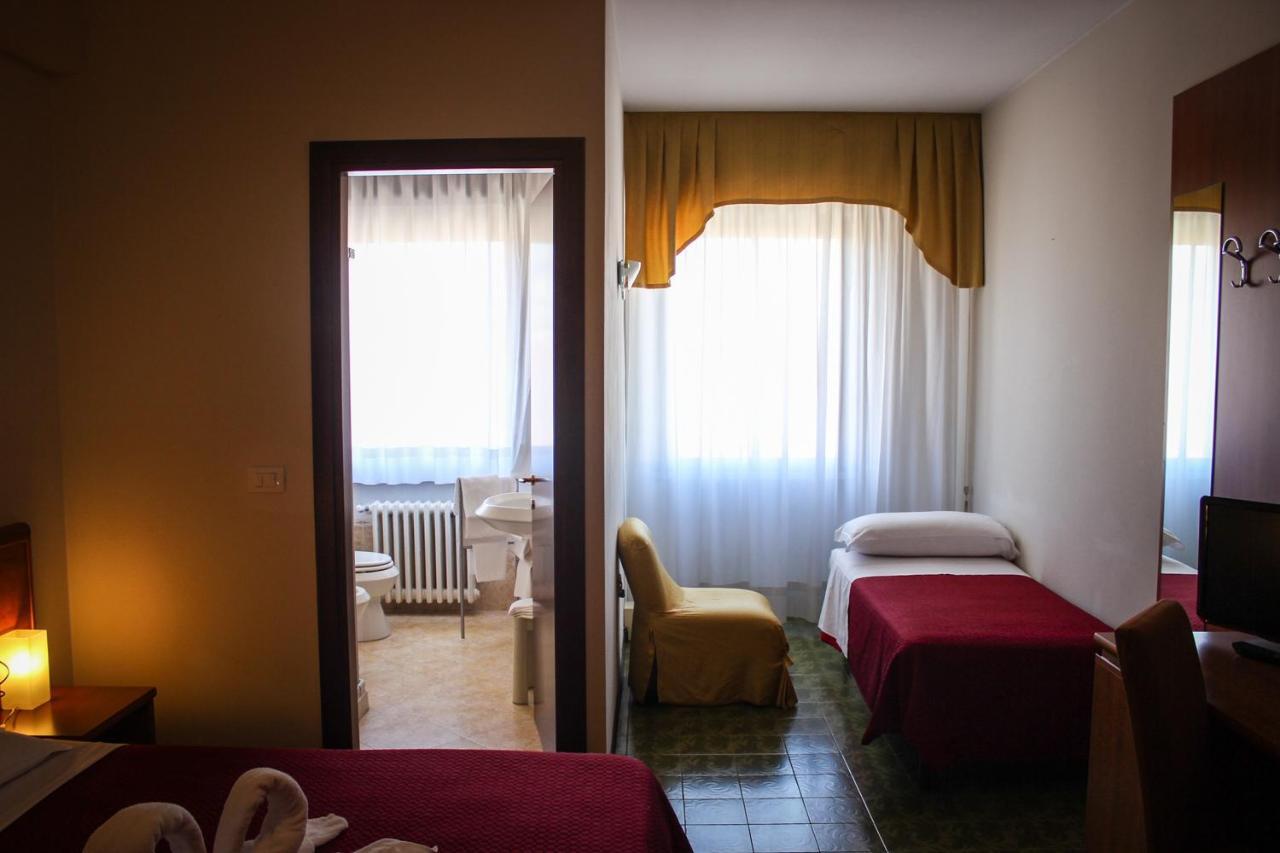 Hotel Centrale Este Exterior photo